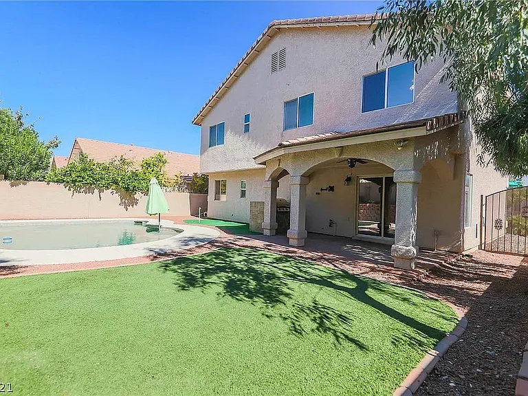 8101 Peach Flare St — Photo 12