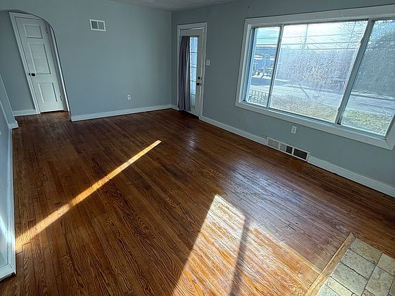 2nd image of 604 N West Blvd Unit A