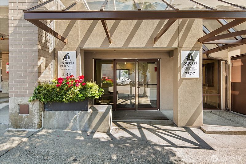 2nd image of 3300 Meridian Avenue N #302