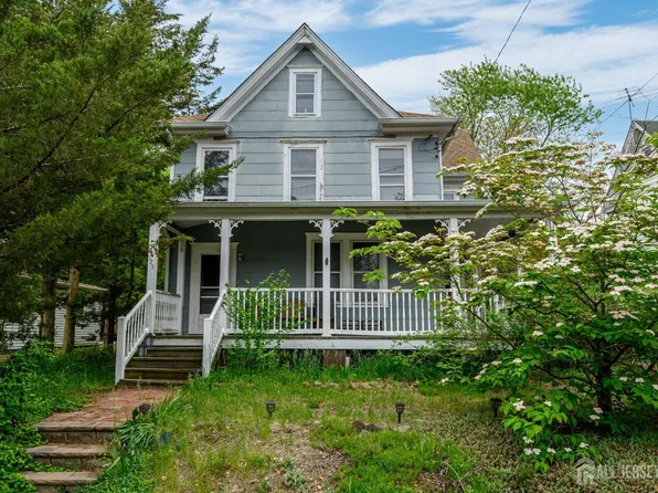 375 S Green St, Tuckerton, NJ 08087