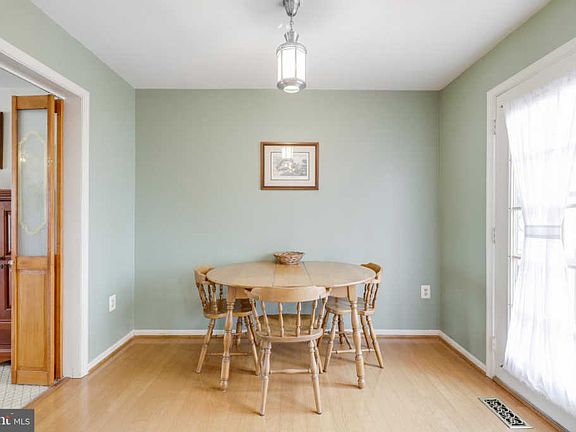 3rd image of 14493 Whisperwood Ct