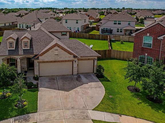 3rd image of 2871 Suncreek Ln