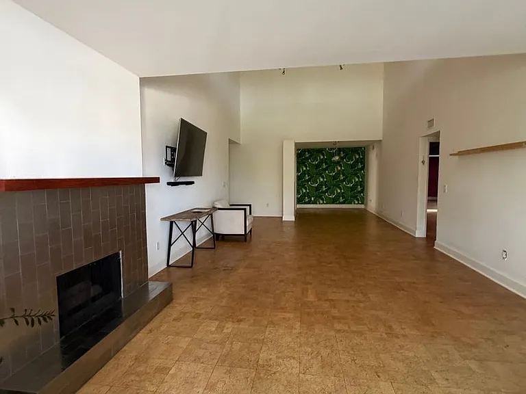 1940 N Highland Ave #81 — Photo 48