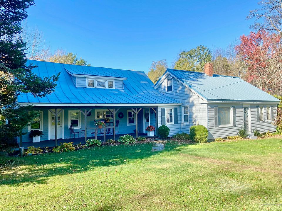 1st image of 462 E Pond Rd