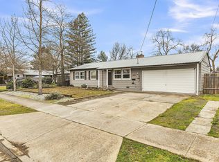 1830 Roberts Rd, Medford, OR 97504