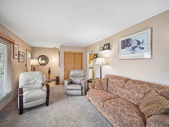 3rd image of 4110 Leonard Pl