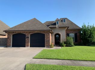 206 Copper Ridge Dr, Youngsville, LA 70592