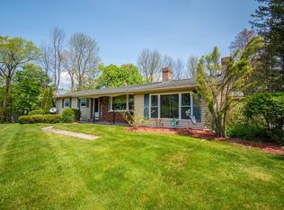 1 Burtenmar Cir, Paxton, MA 01612