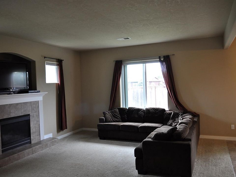 1st image of 4225 Chartwell St SE
