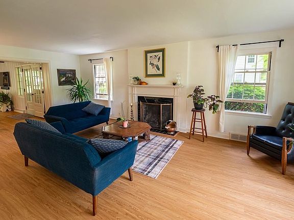 5th image of 1651 East Ridge Road
