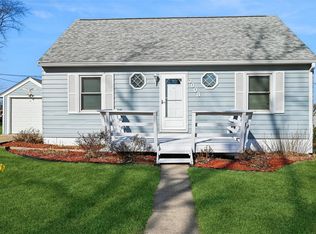 3008 Henderson Ave SE, Cedar Rapids, IA 52403