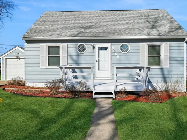 3008 Henderson Ave SE, Cedar Rapids, IA 52403