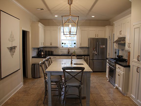 4th image of 4939 Fernwood Dr