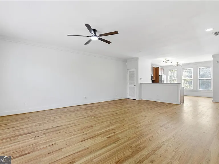 740 Liberty Commons Dr NW — Photo 13