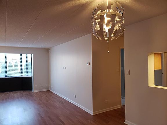 2nd image of 637 E Woodland Park Ave APT 301