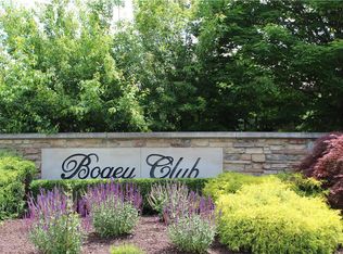 6 Bogey Club Cir, Saint Charles, MO 63303