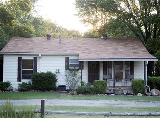 723 Neal Rd, Desoto, TX 75115