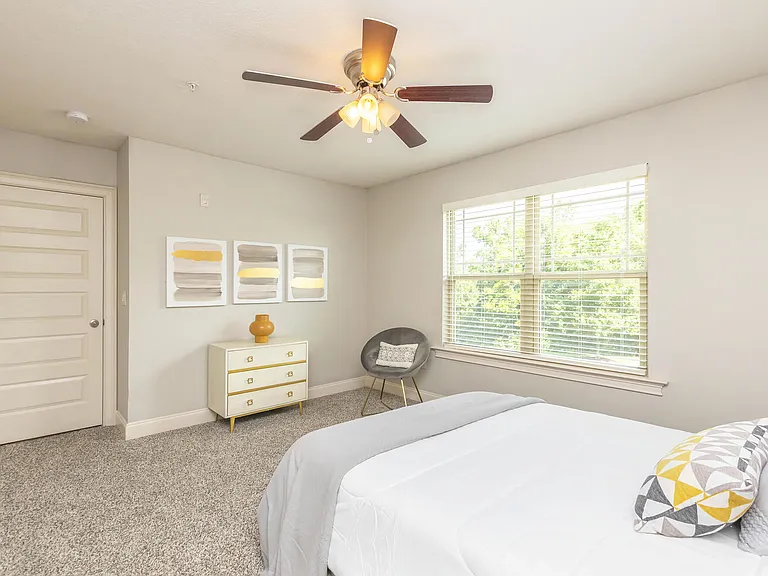 The Grand Reserve at Spring Hills — Photo 45