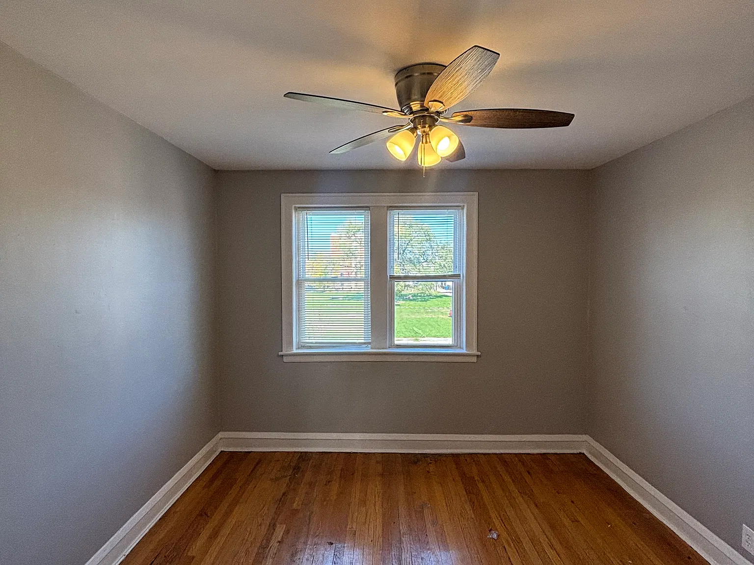 2 bed, $1,350 — Photo 4
