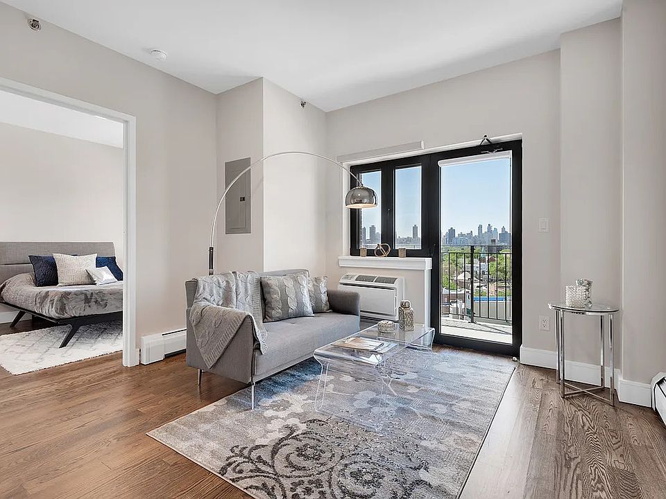 1st image of 27-17 21st St #10A