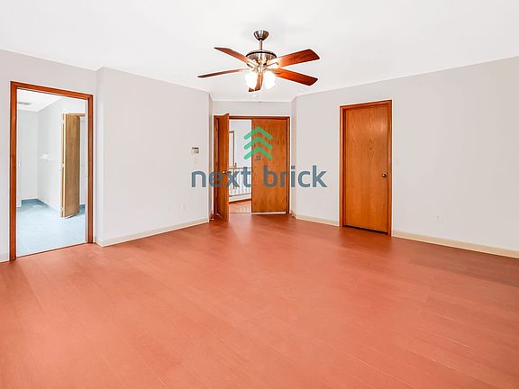 5th image of 29329 55th Ave S