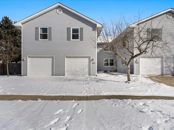 300 Mack Dr, Hinckley, IL 60520