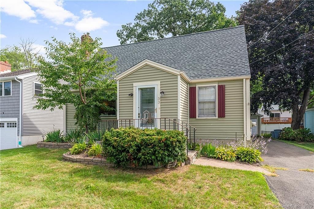 33 Colonial Blvd, West Haven, CT 06516 Zillow