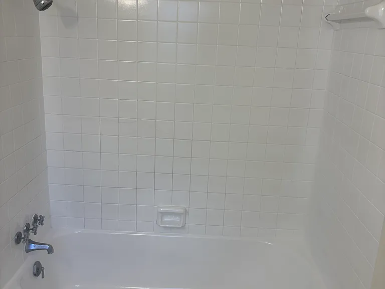 705 Ockley Dr #2 — Photo 11