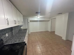 634 E 30th St #3, Hialeah, FL 33013