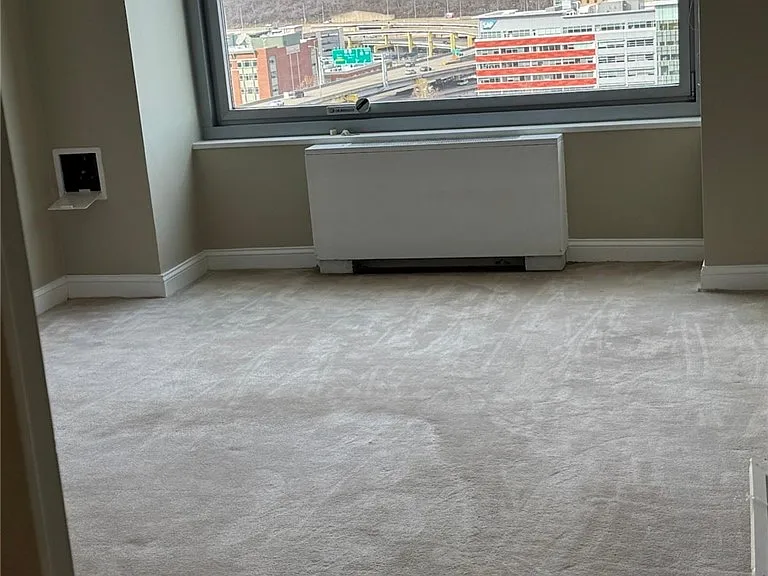 320 Fort Duquesne Blvd #19H — Photo 3