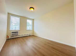 2174 E 2nd St #2R, Brooklyn, NY 11223