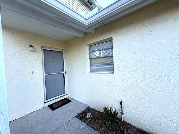 5th image of 1563 Croftwood Dr