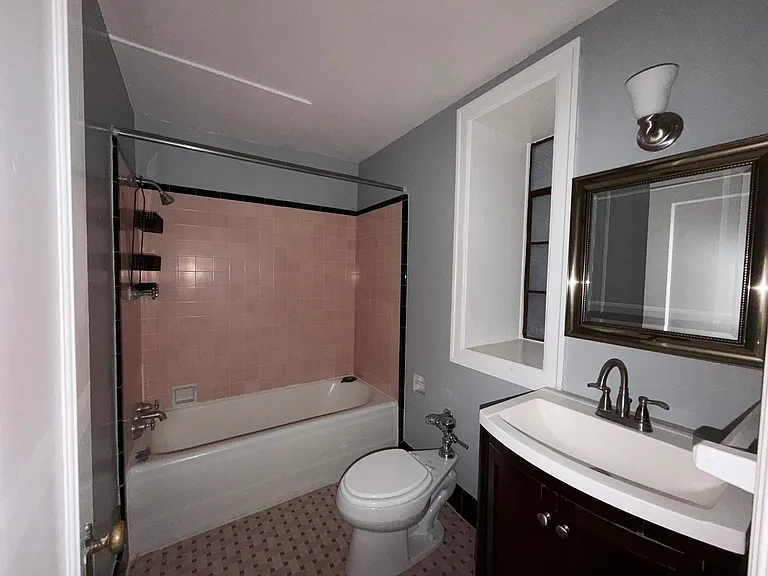 Eden Square Apartments — Photo 73