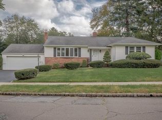 47 Michael Dr, Westfield, NJ
