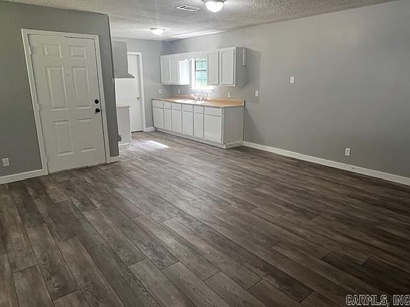 3rd image of 17865 Calhoun 162 #85