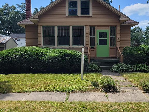 2nd image of 209 W Church St