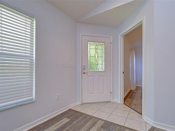 4th image of 6010 Skylarkcrest Dr