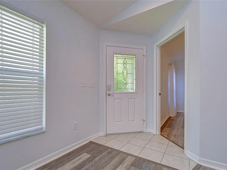 6010 Skylarkcrest Dr — Photo 4
