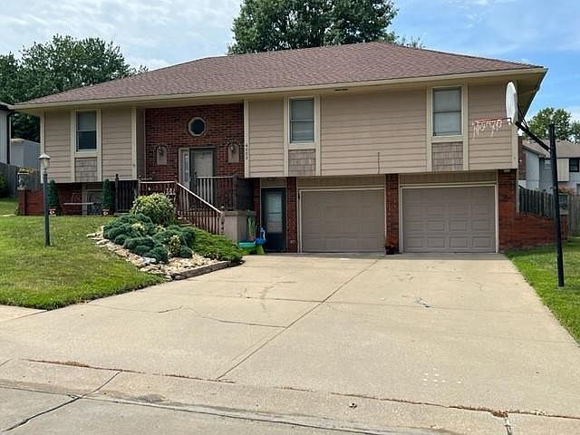 1st image of 4002 N 31st St