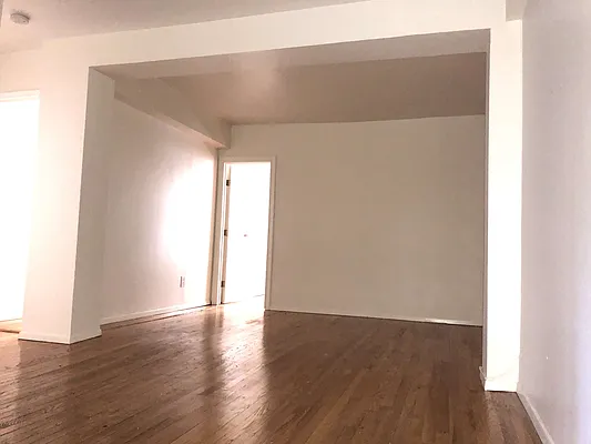 Rented by Meraki Realty LLC | media 19