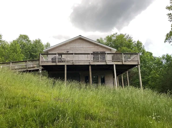 71 Frank Hill Dr, Hayesville, NC 28904