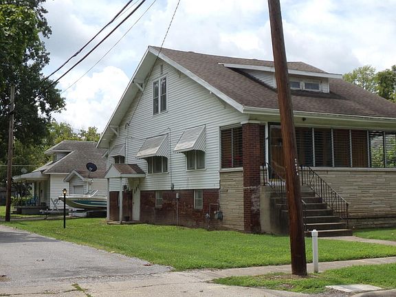 2nd image of 415 Church St