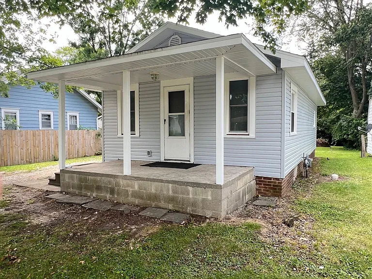 511 N Garfield Ave — Photo 3