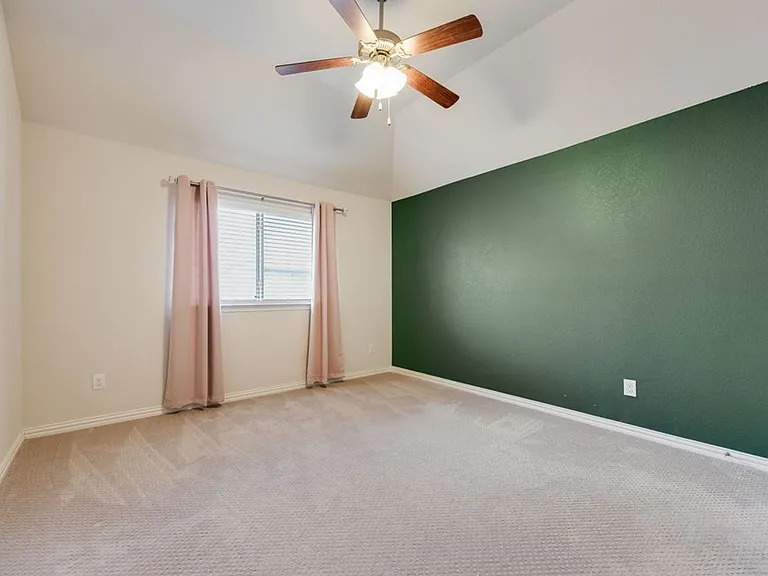 2518 Bill Moses Pkwy — Photo 12