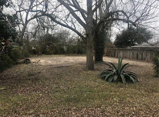 2001 Durrain Ferry Rd, Baytown, TX 77520