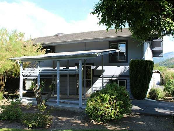 1st image of 1215 Railroad Ave