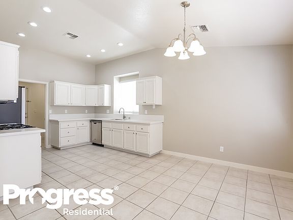 5th image of 2486 Grand Basin Dr