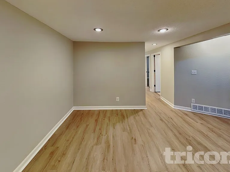 3692 Dennis Ln — Photo 15