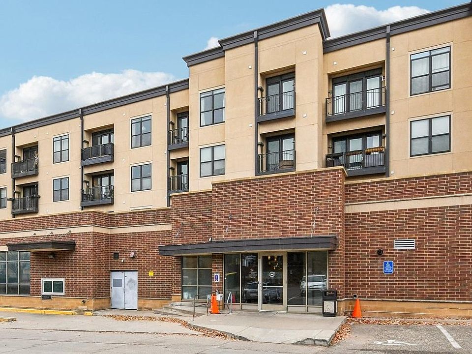 1st image of 15 E Franklin Ave APT 224