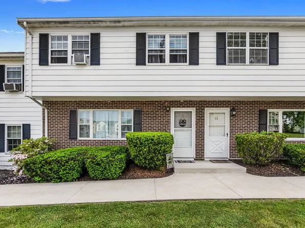 51 Pamela Ln, Amesbury, MA 01913